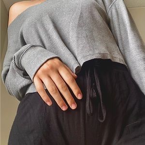 Grey cropped crew neck